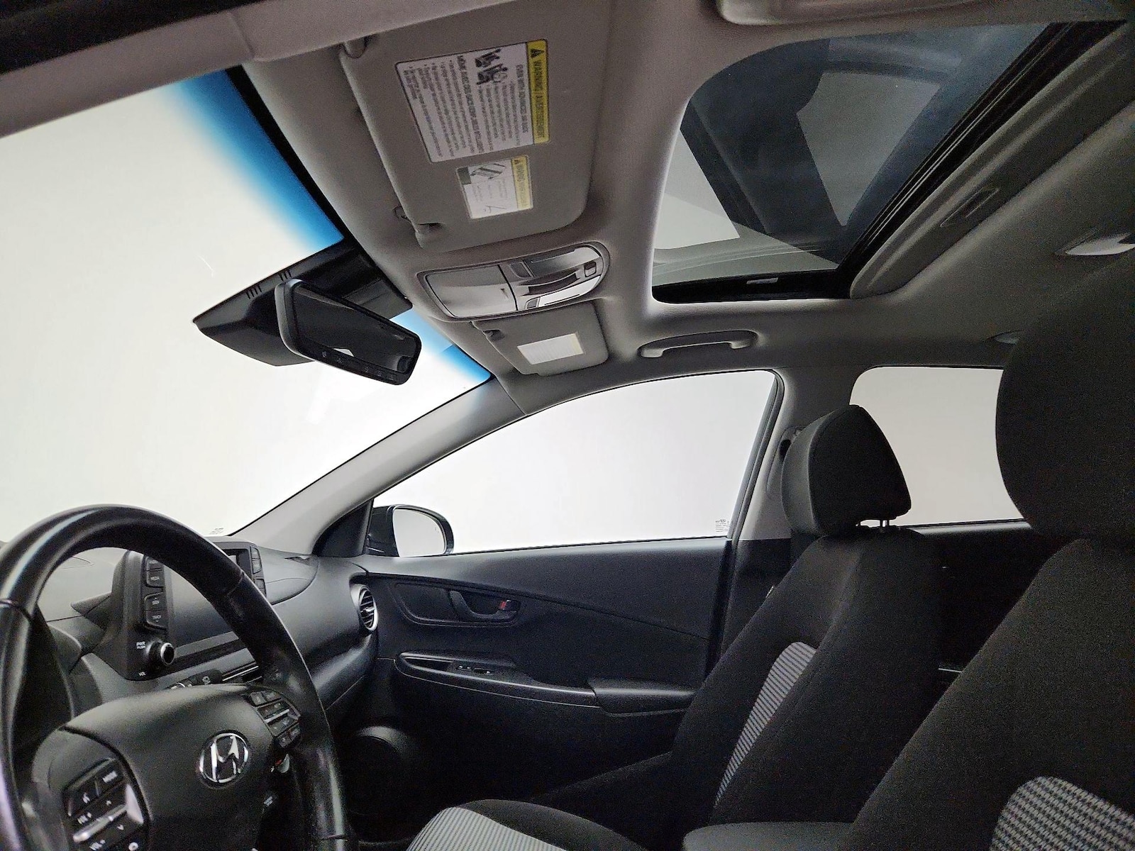 Sunroof(s) & Overhead Airbags