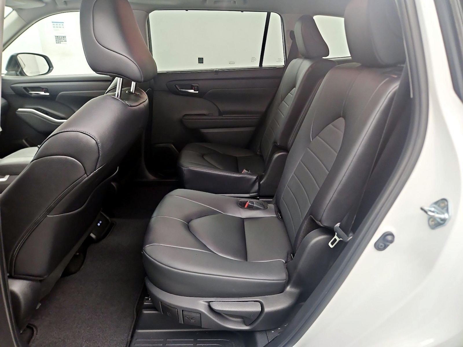 Rear Air Conditioning