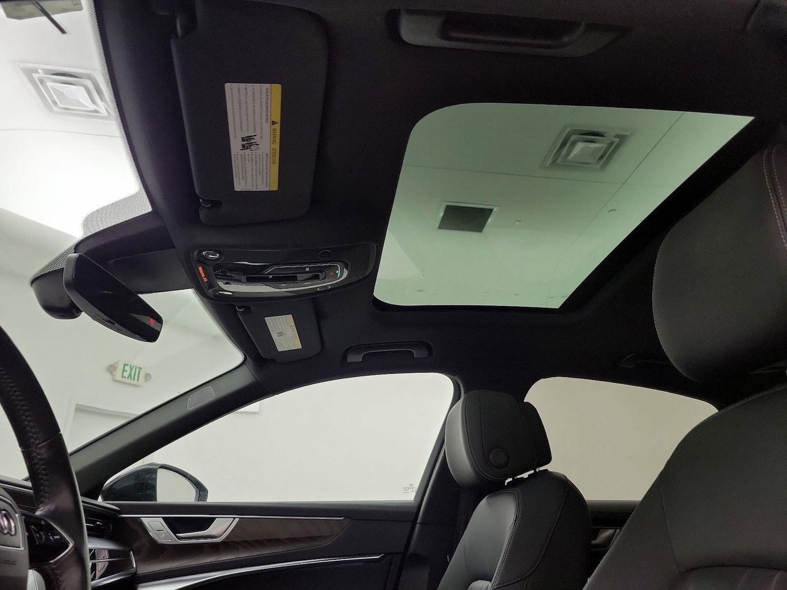 Sunroof(s) & Overhead Airbags