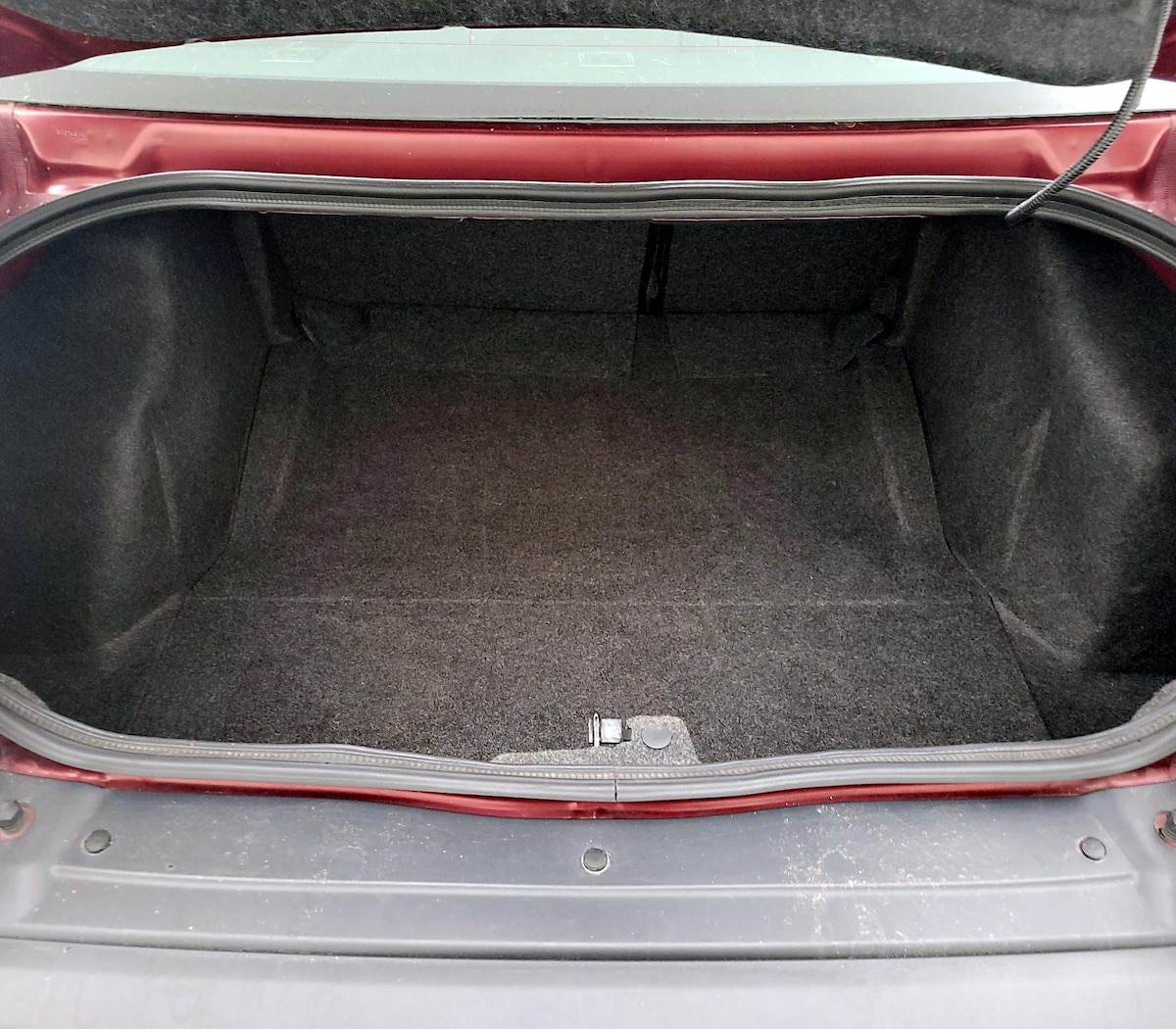 Trunk/Cargo (Seats Up)