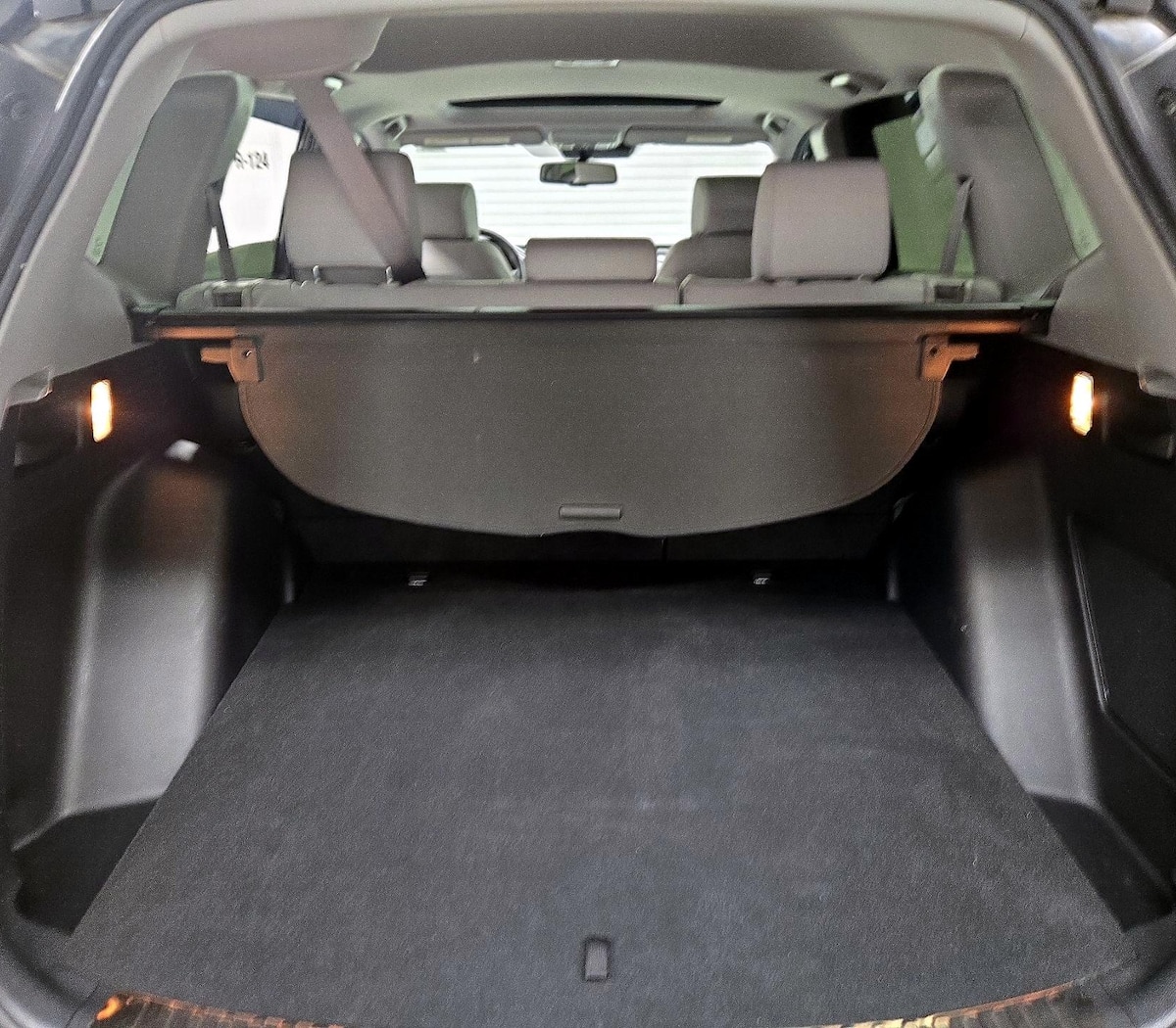 Trunk/Cargo (Seats Up)