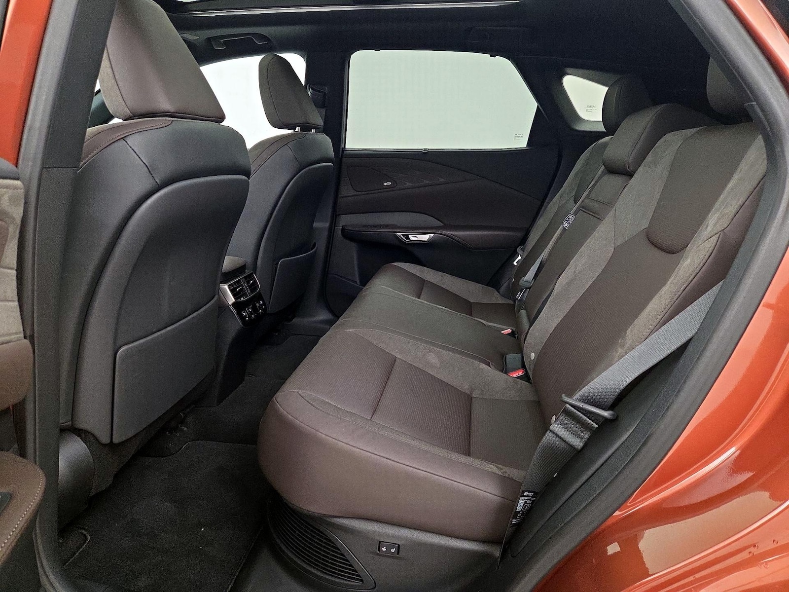 Rear A/C Seat(s)
