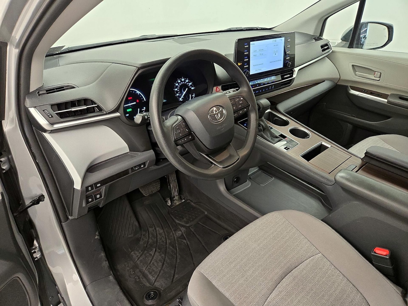Power Seat(s) & Side Airbags