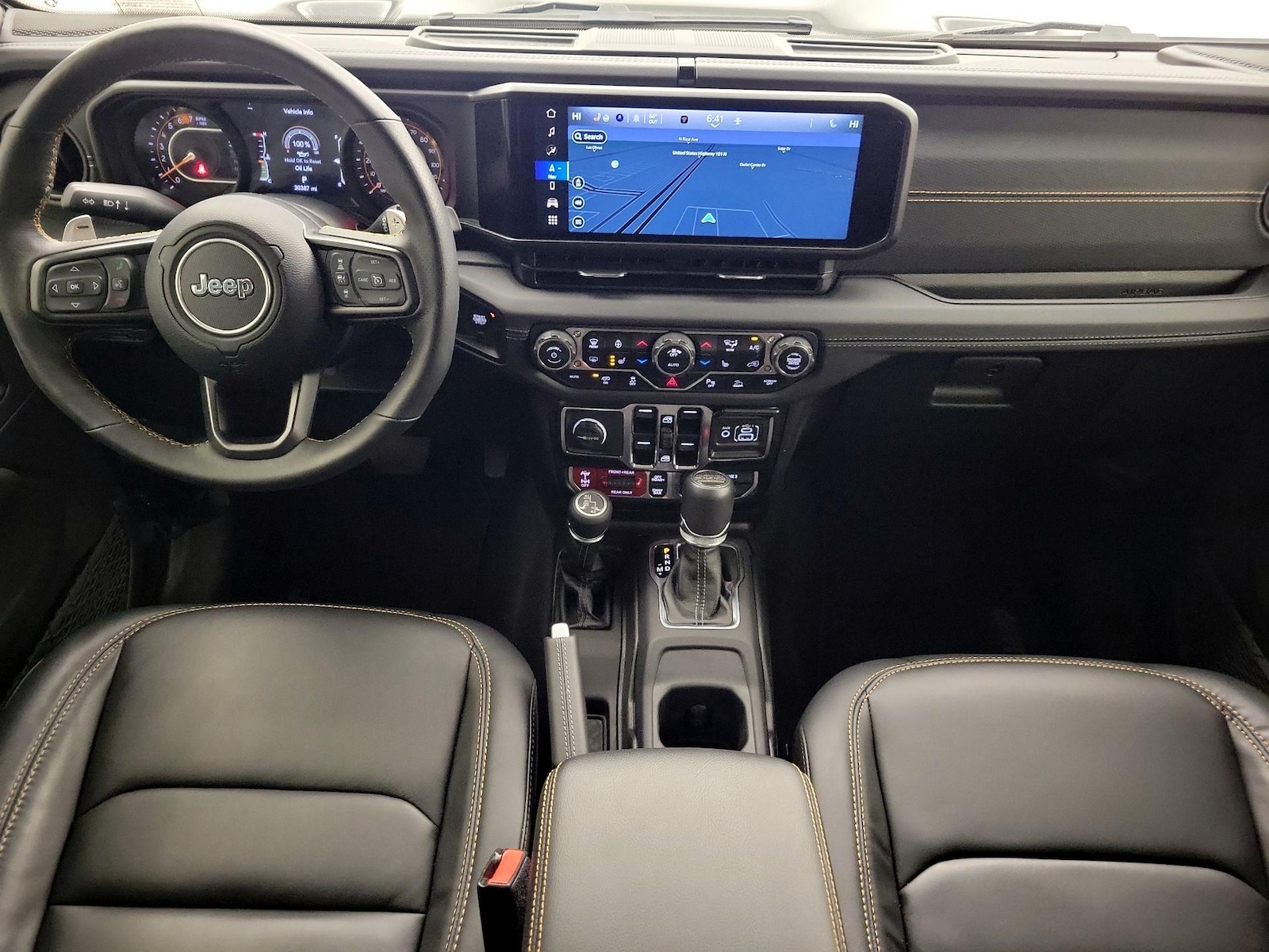 Apple CarPlay® & Android Auto™