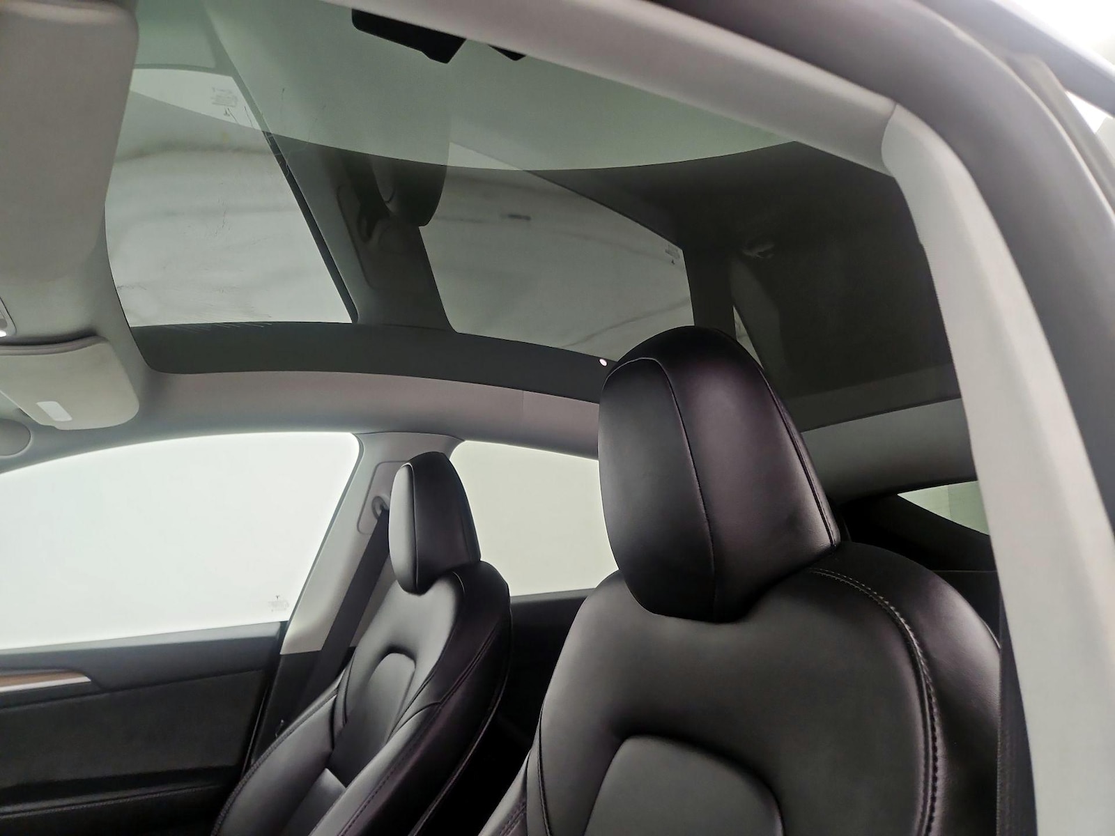 Skylight(s) & Overhead Airbags