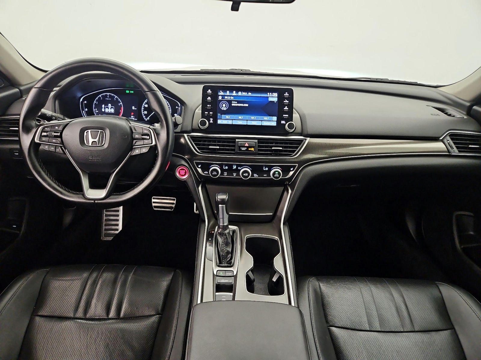 Apple CarPlay® & Android Auto™
