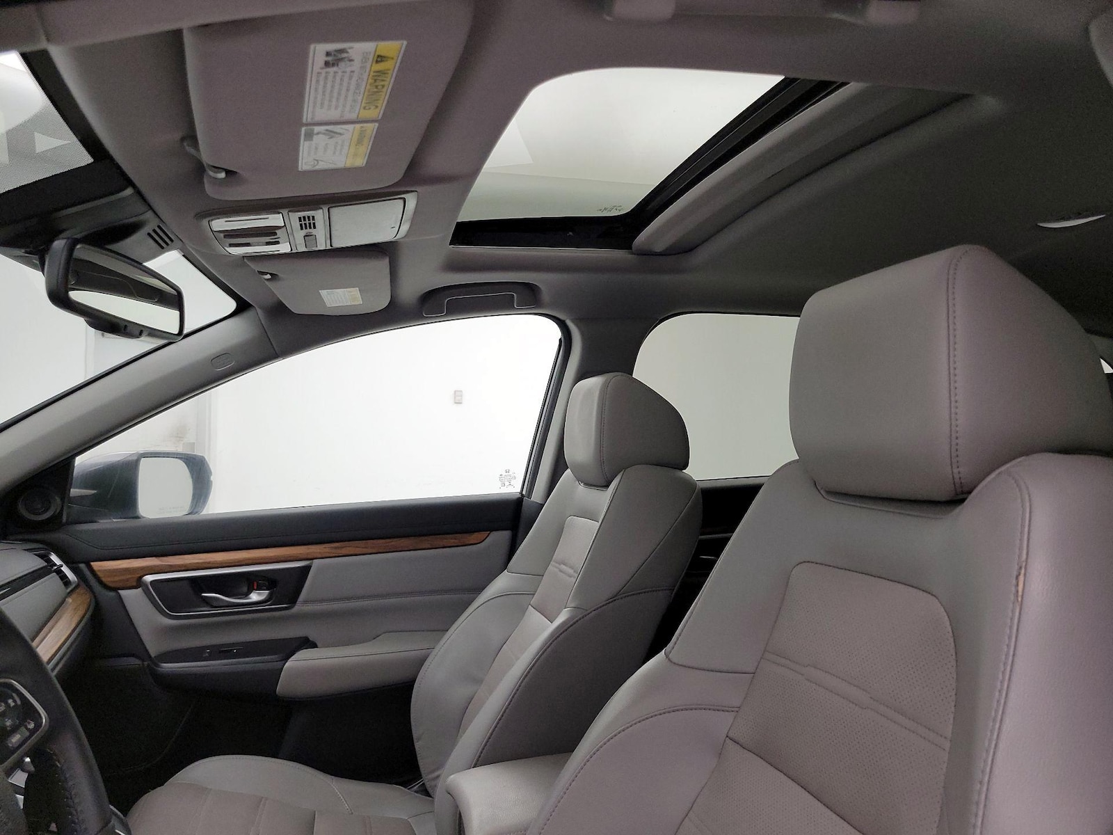 Sunroof(s) & Overhead Airbags