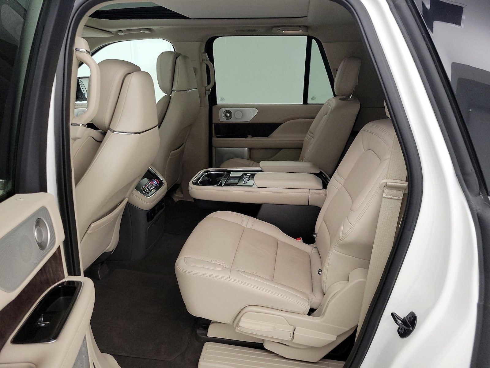 Rear Air Conditioning