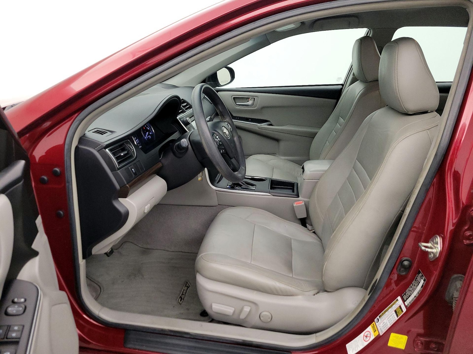 Power Seat(s) & Leather Seats