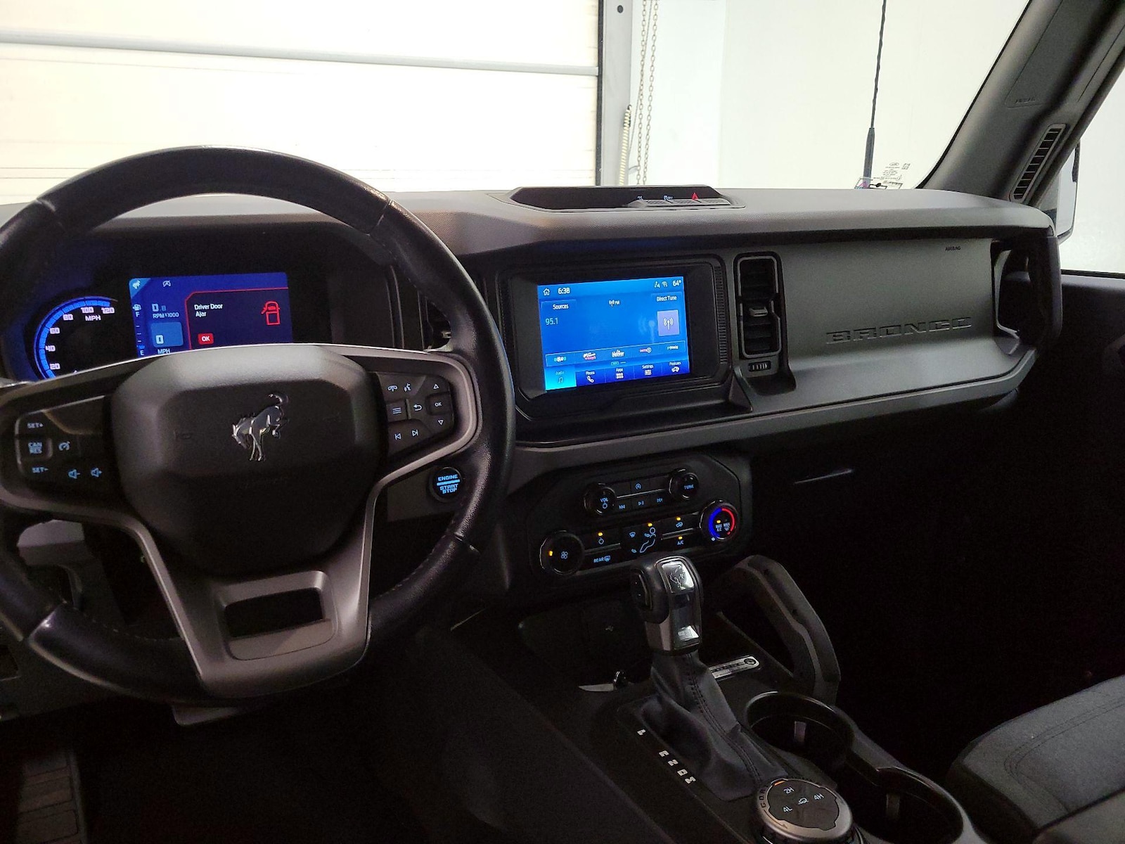2023 Ford Bronco 2-Door Big Bend - Photo 10