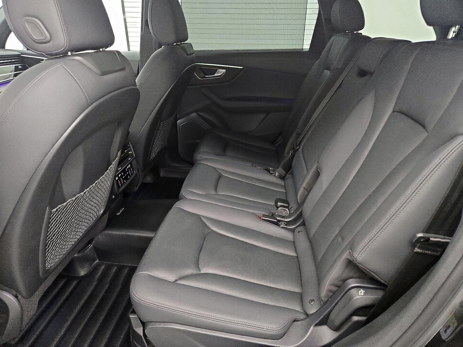 Rear Air Conditioning
