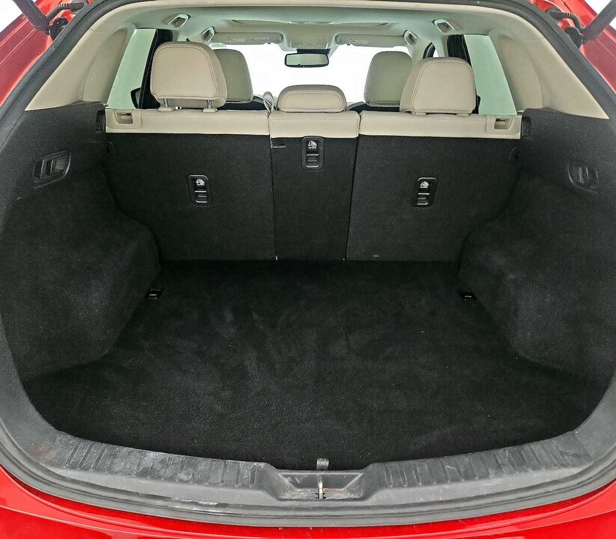 Trunk/Cargo (Seats Up)