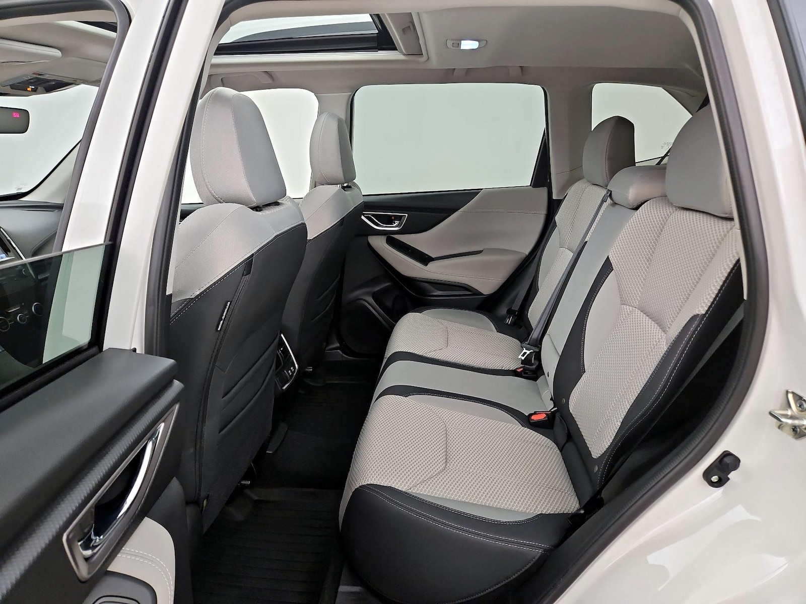 2022 Subaru Forester Premium - Photo 21