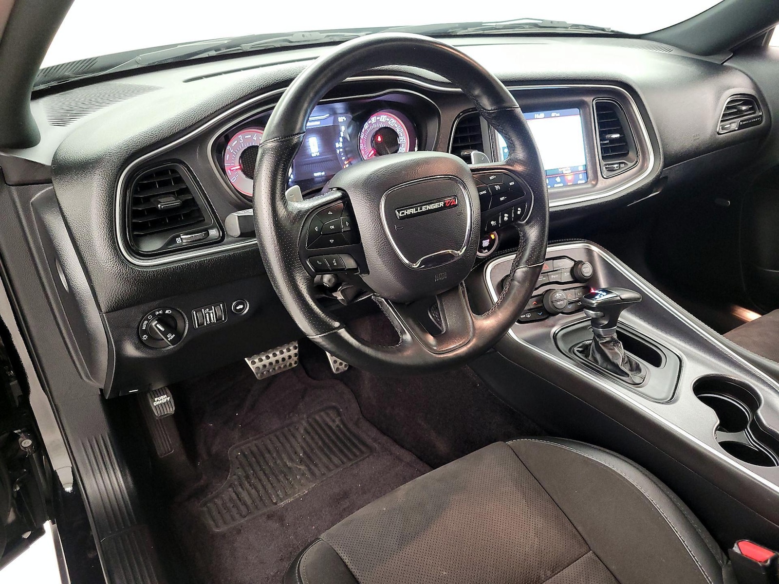 Apple CarPlay® & Android Auto™