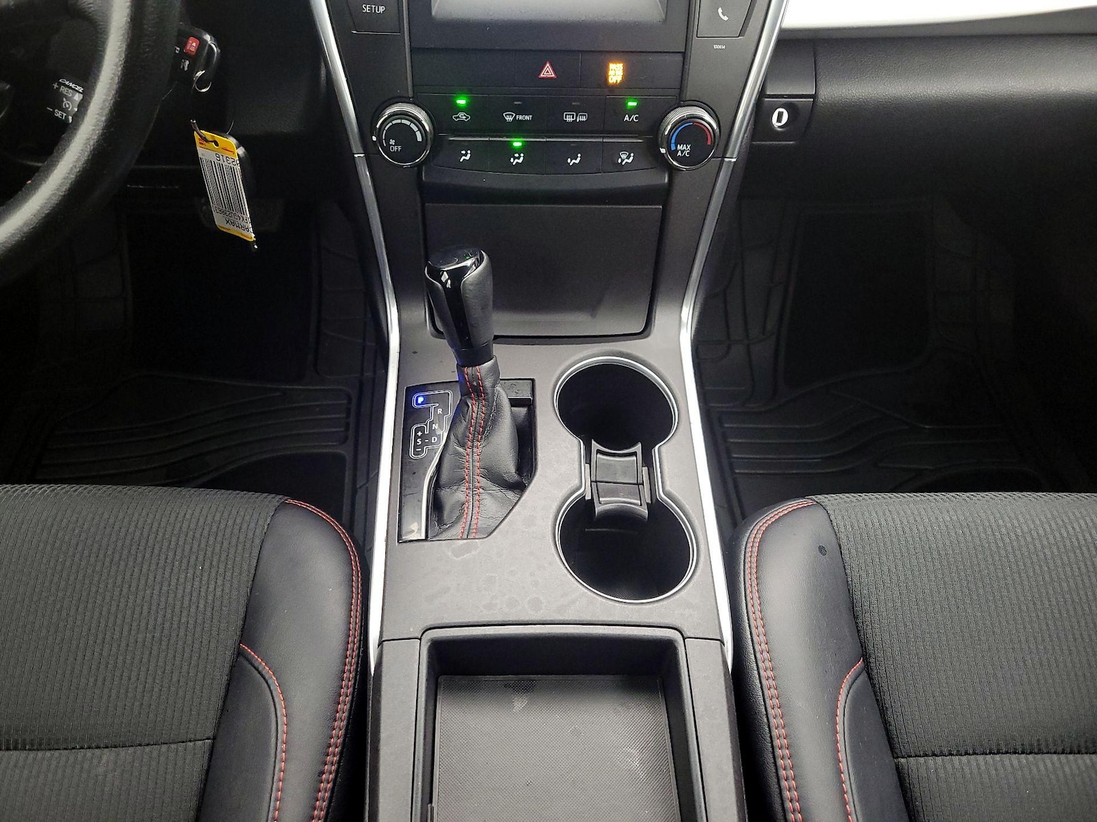 2016 Toyota Camry Special Edition - Photo 17