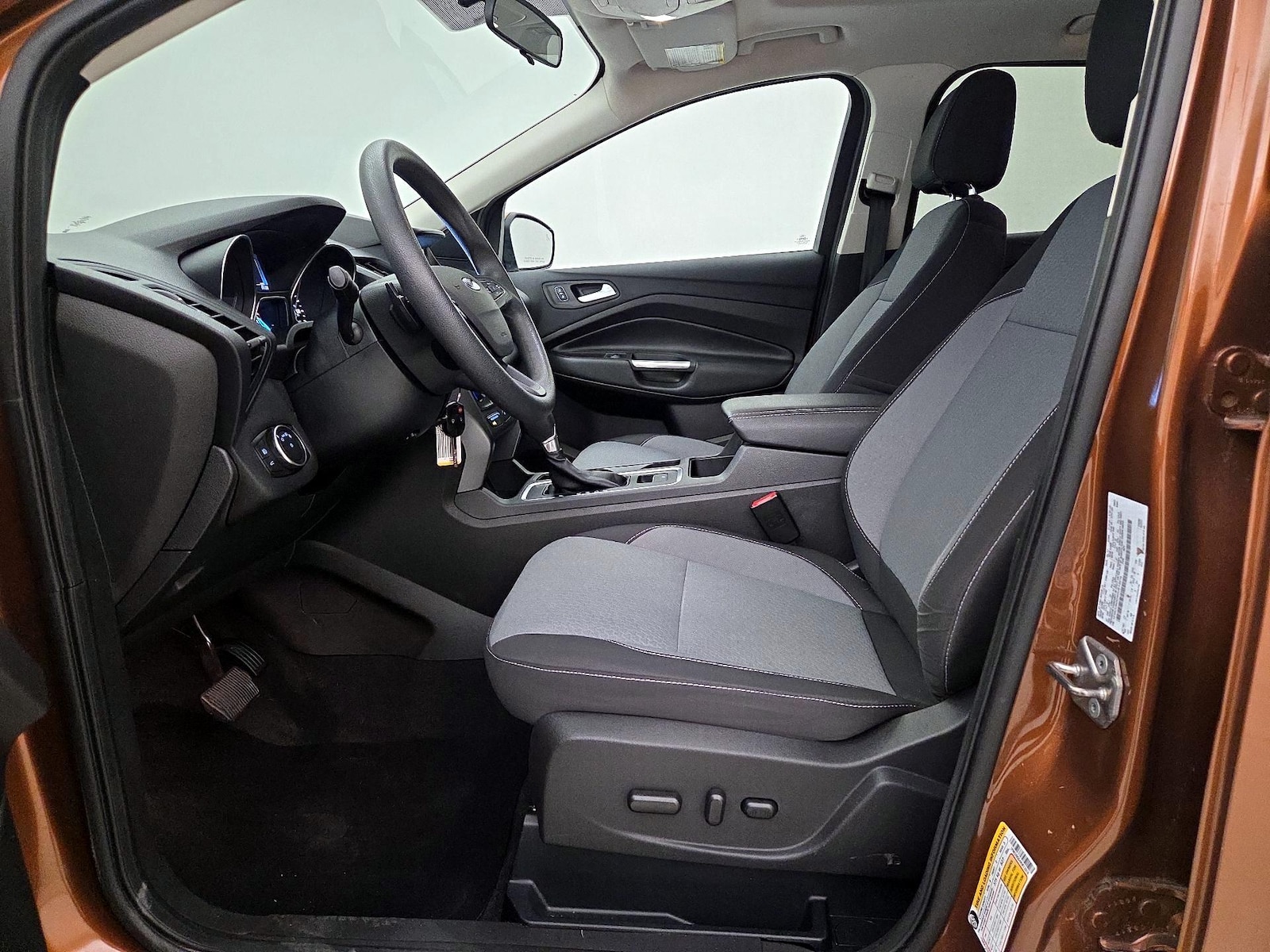 Power Seat(s) & Side Airbags