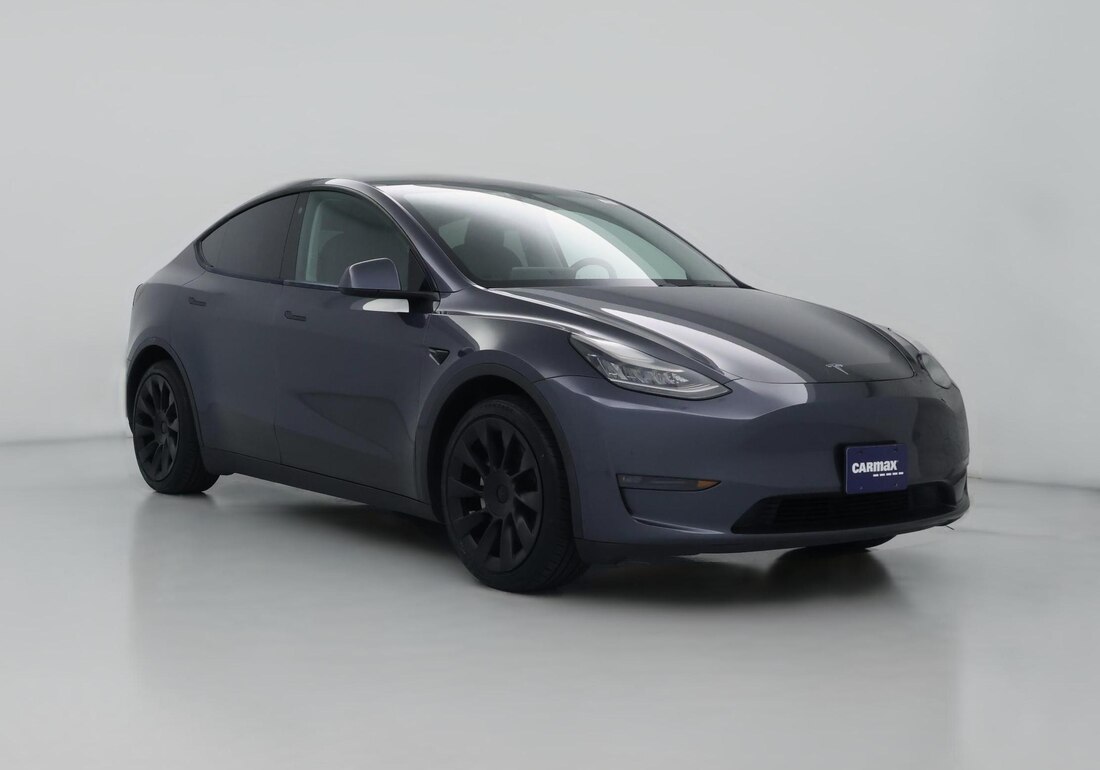 2021 Tesla Model Y Long Range All-Wheel Drive in Gray — CarMax photo
