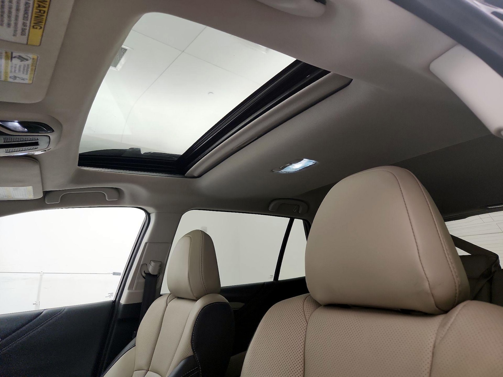 Sunroof(s) & Overhead Airbags