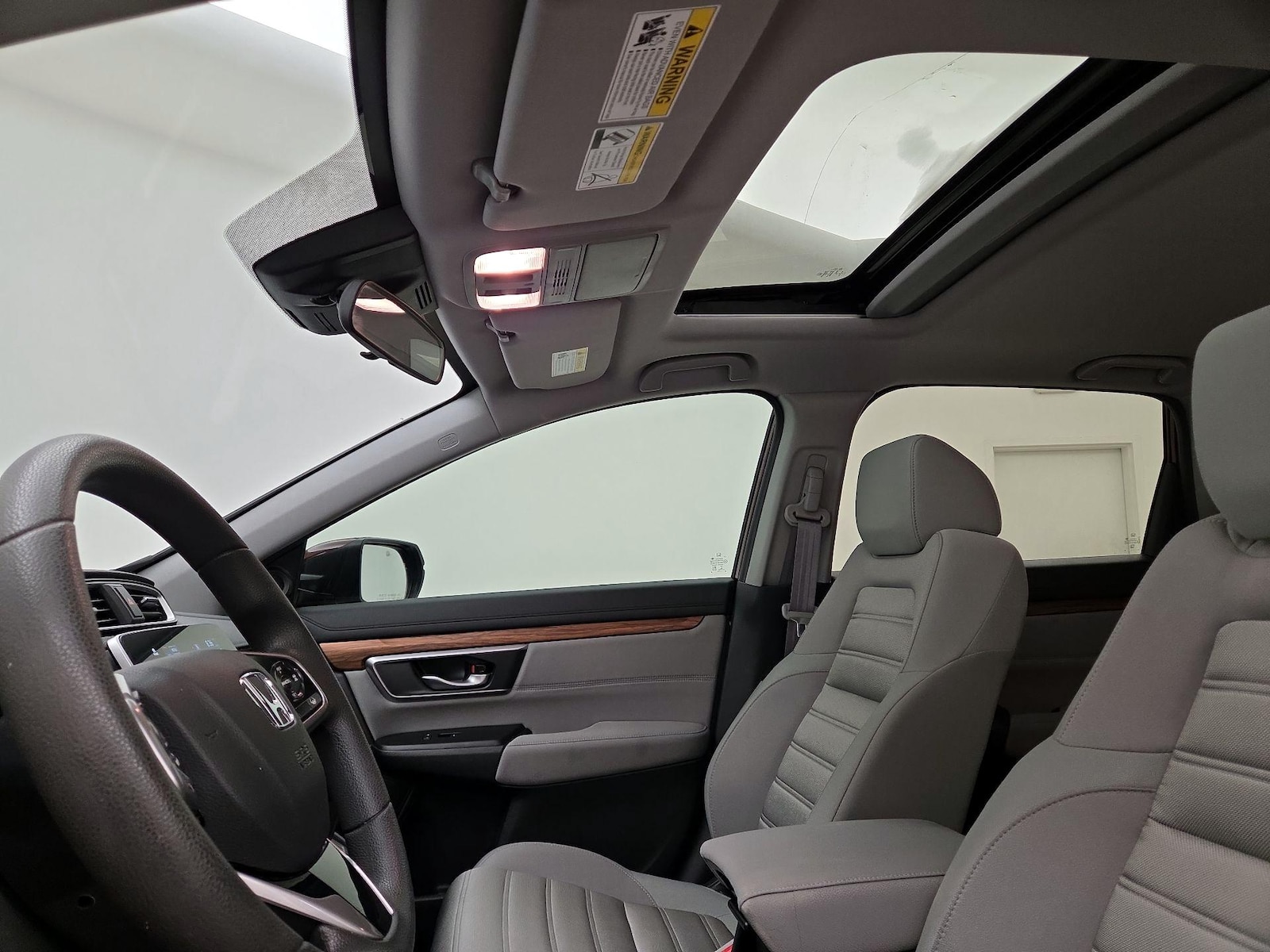 Sunroof(s) & Overhead Airbags