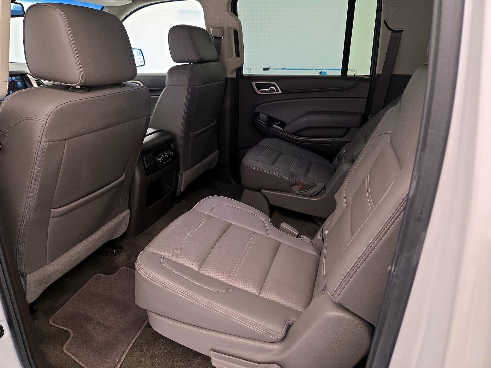 Rear Air Conditioning
