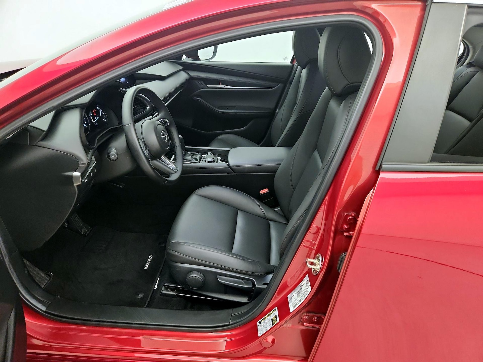 Side Airbags & Leatherette Seats