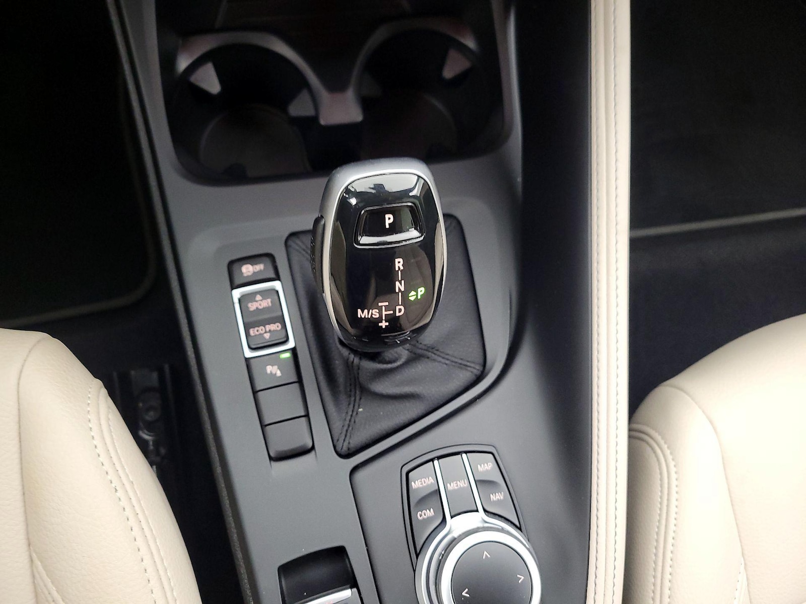 2021 BMW X1 28i - Photo 19