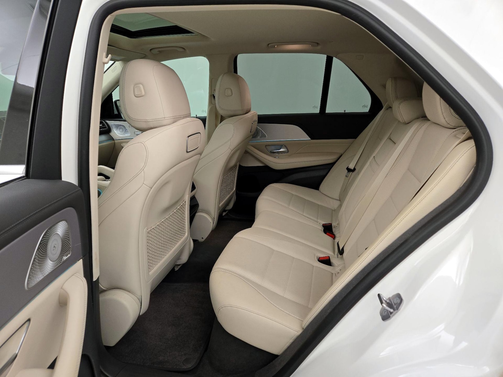 Rear Air Conditioning