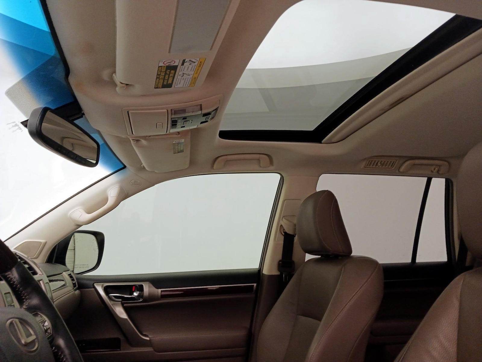 Sunroof(s) & Overhead Airbags