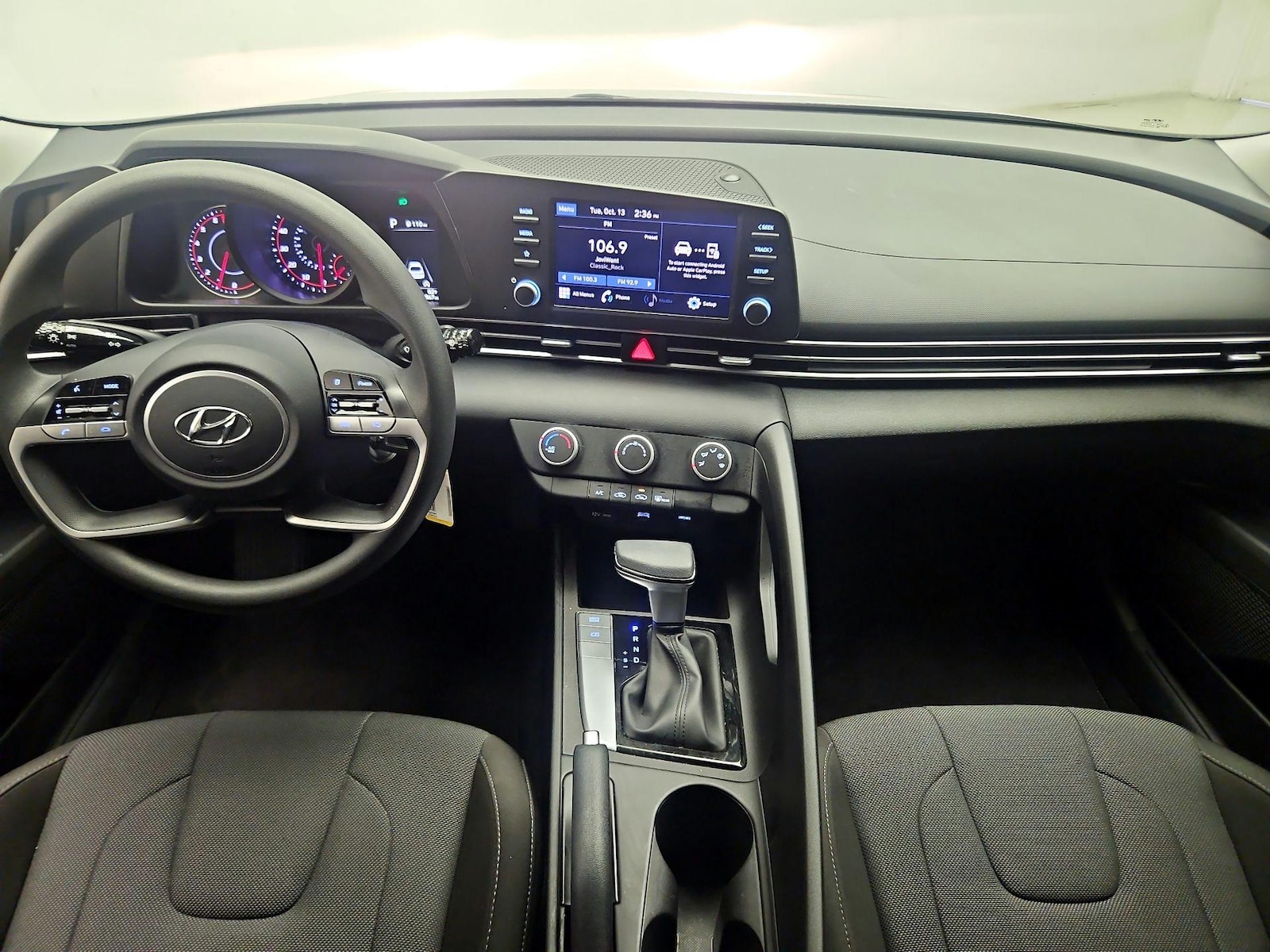 Apple CarPlay® & Android Auto™