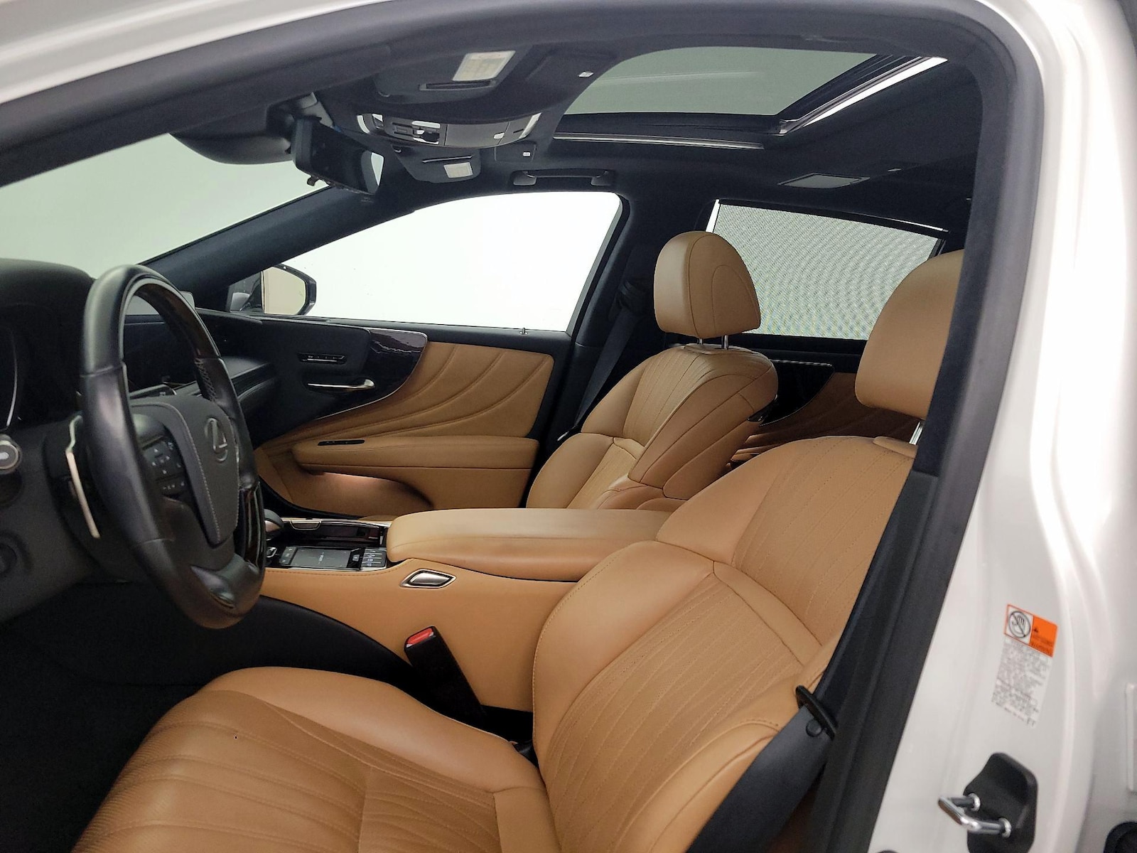 Panoramic Sunroof & Skylight(s)
