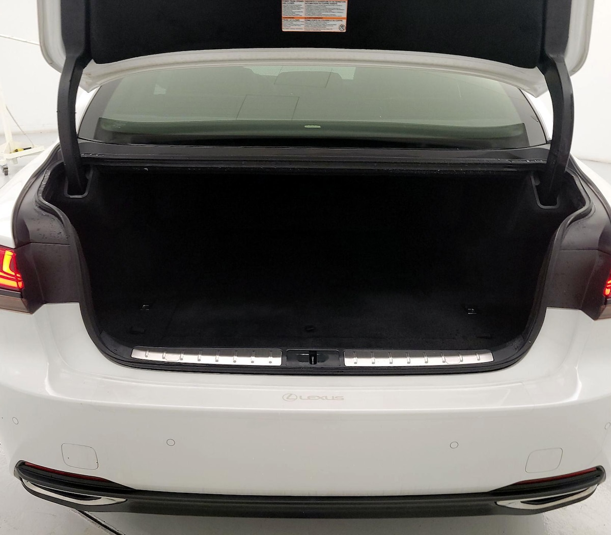 Trunk/Cargo (Seats Up)