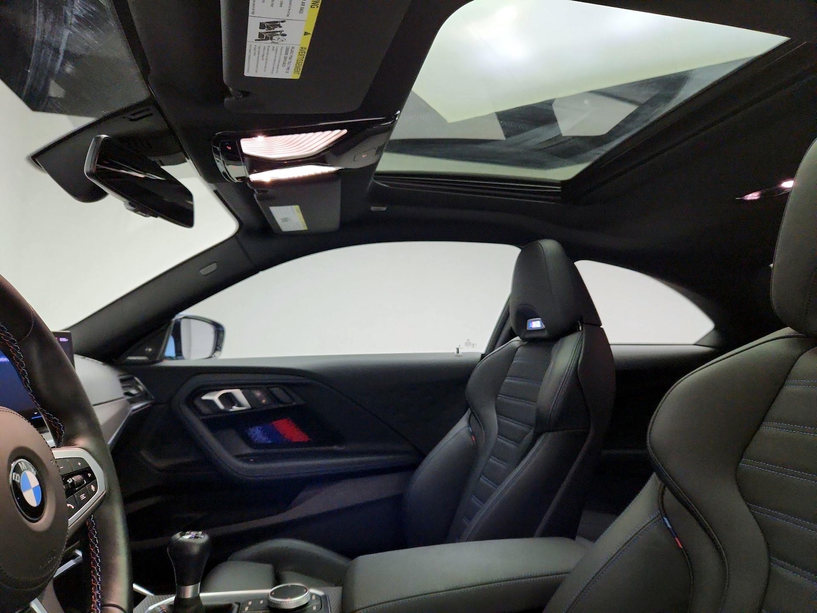 Sunroof(s) & Overhead Airbags