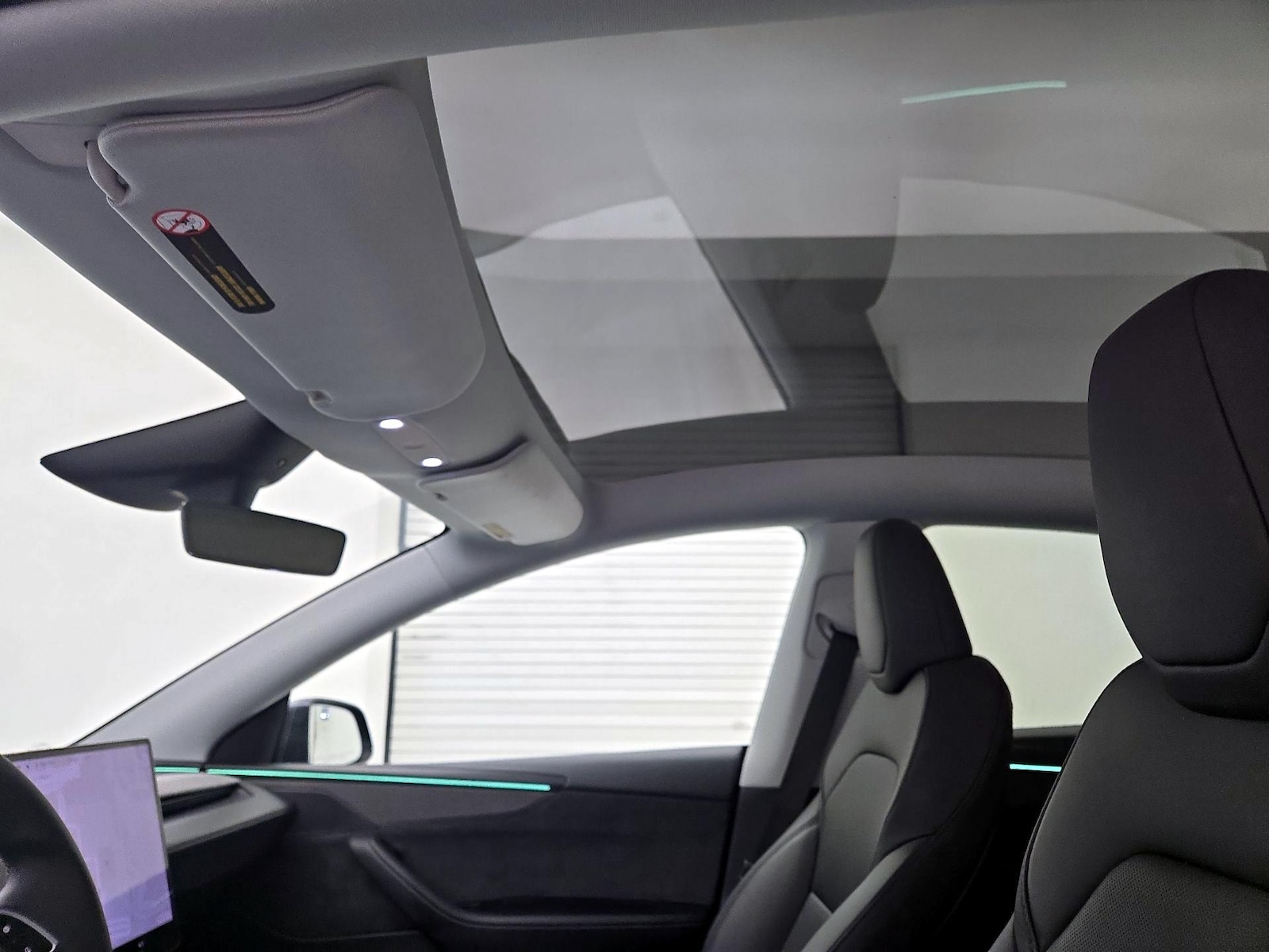 Skylight(s) & Overhead Airbags