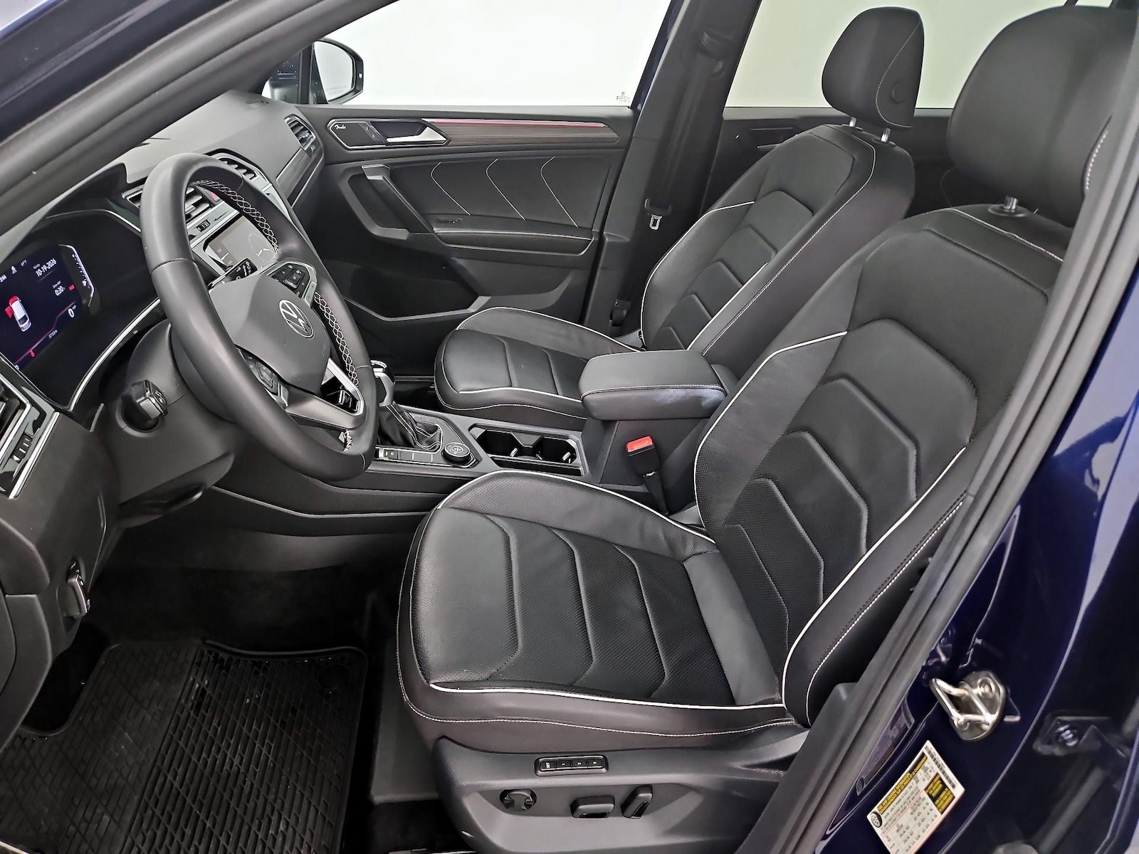 Leather Seats & Side Airbags