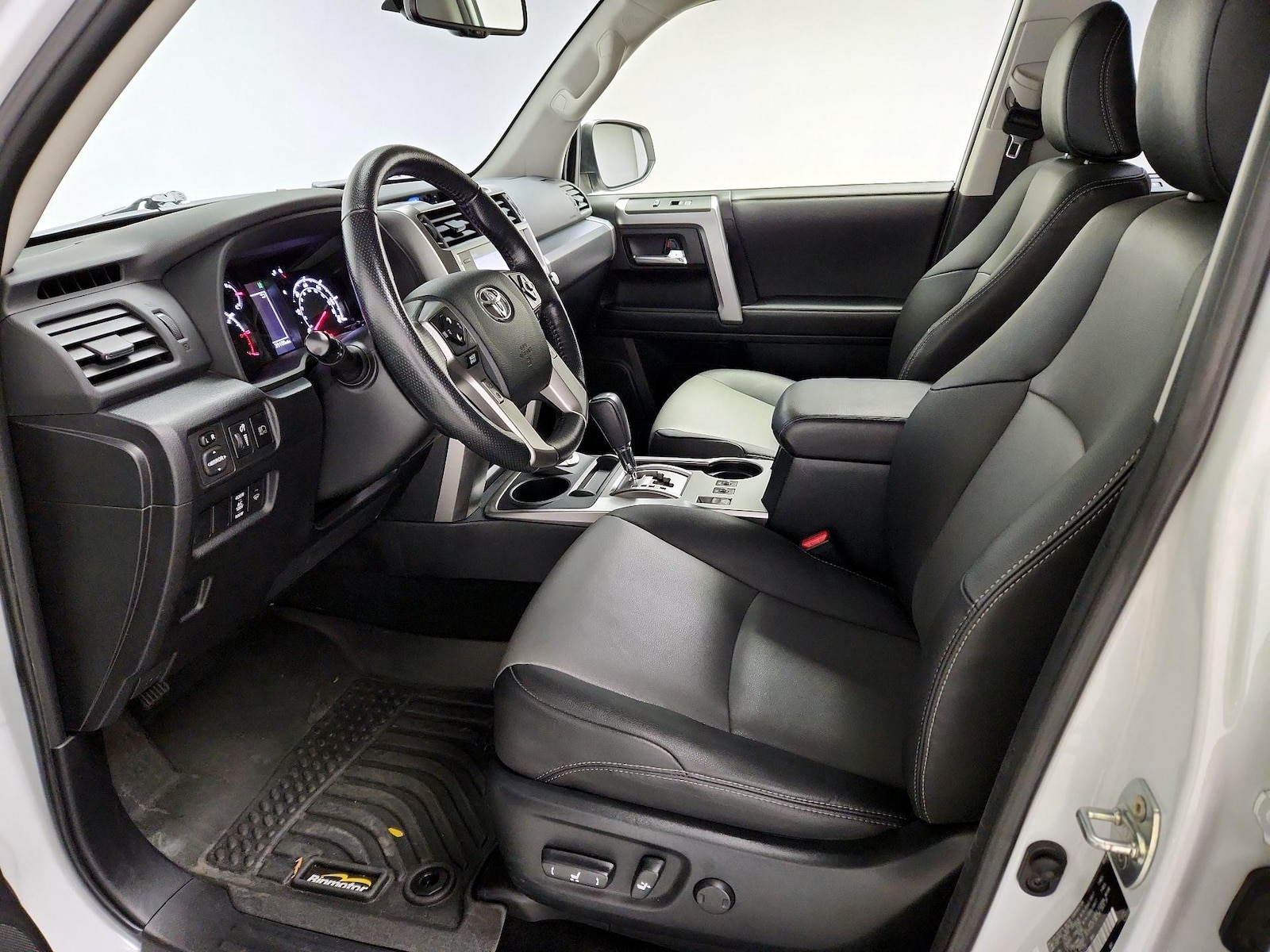 Power Seat(s) & Side Airbags