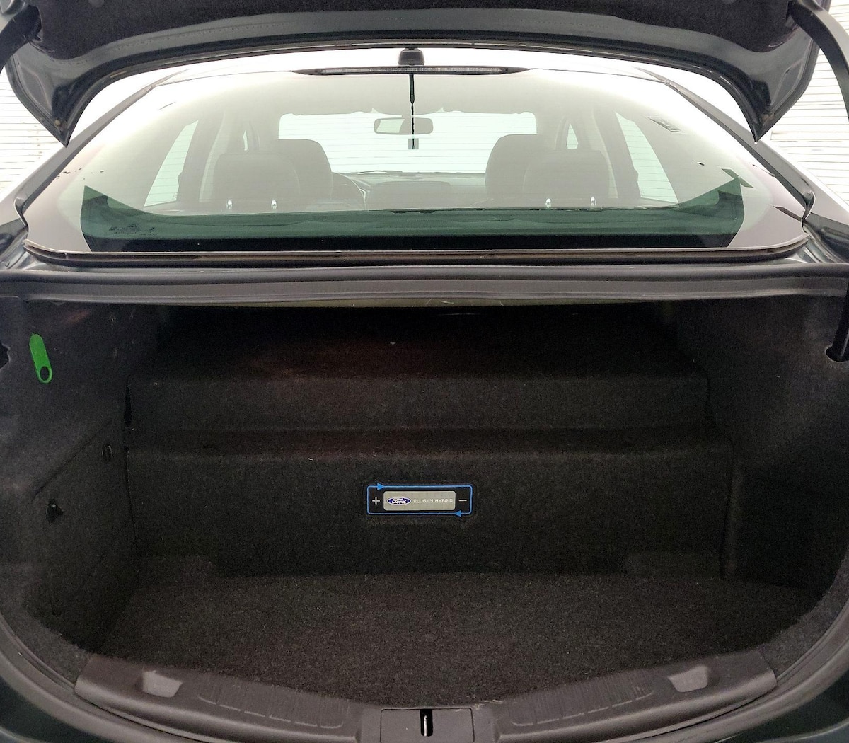 Trunk/Cargo (Seats Up)