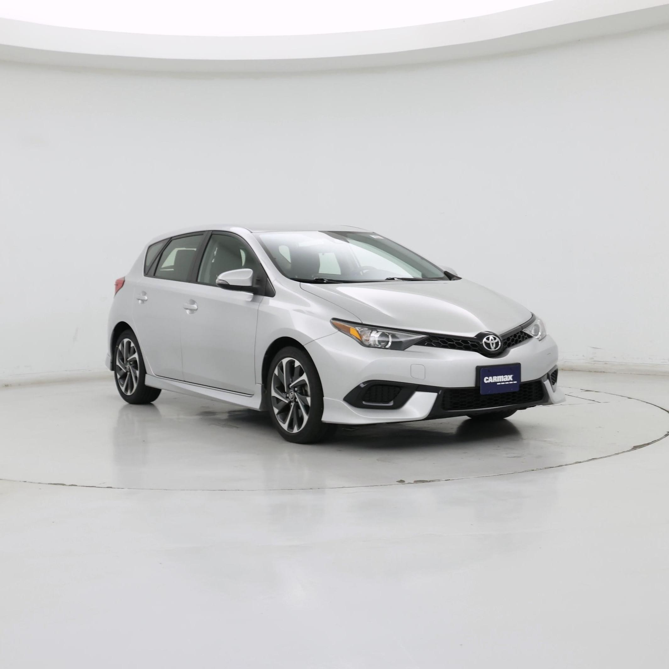 Silver 2017 Toyota Corolla Sedan  Automatic