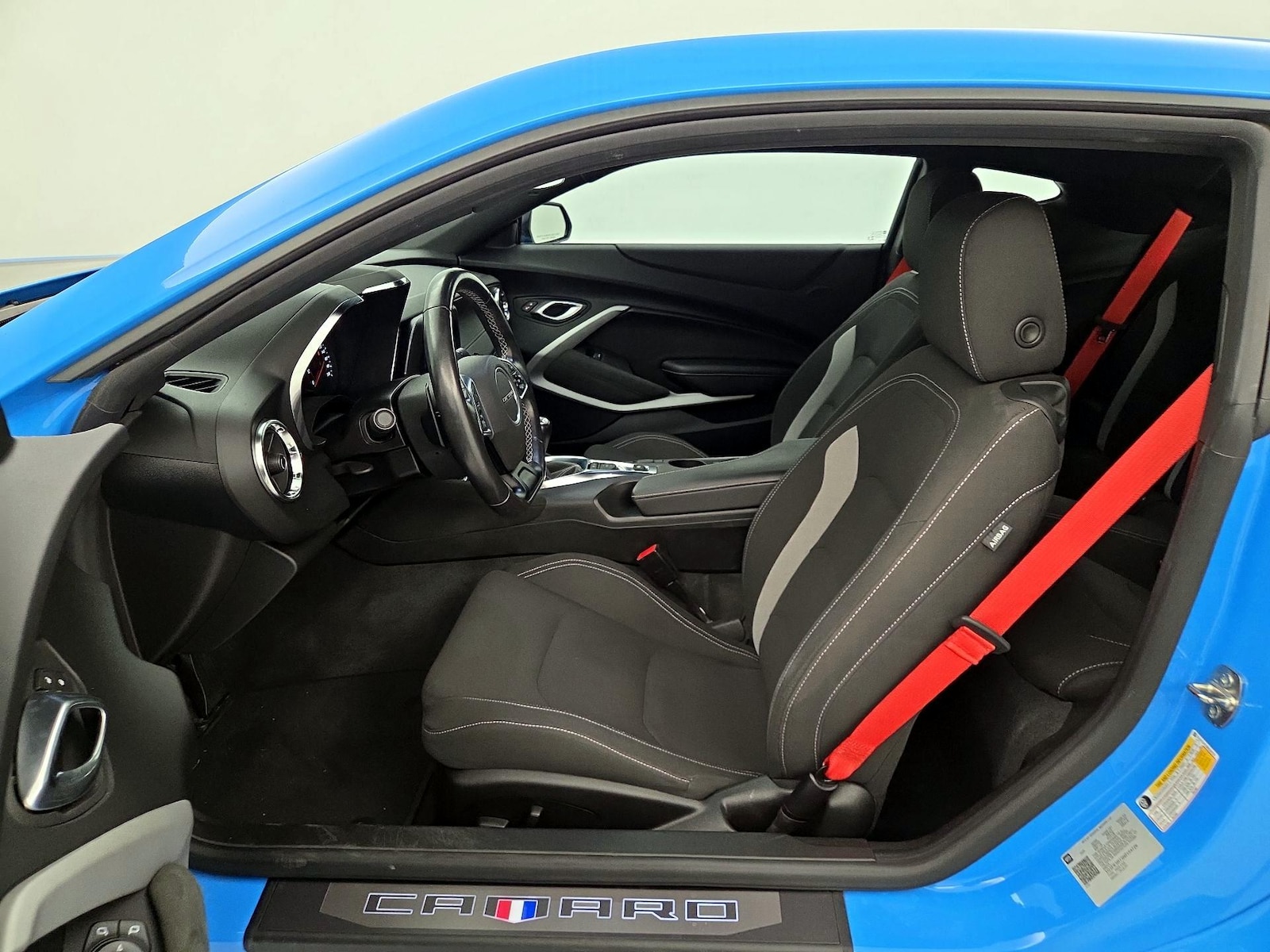 Power Seat(s) & Side Airbags
