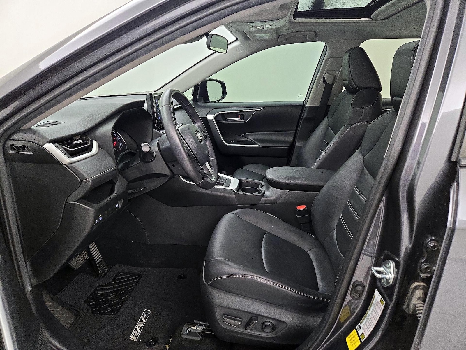 Power Seat(s) & Side Airbags