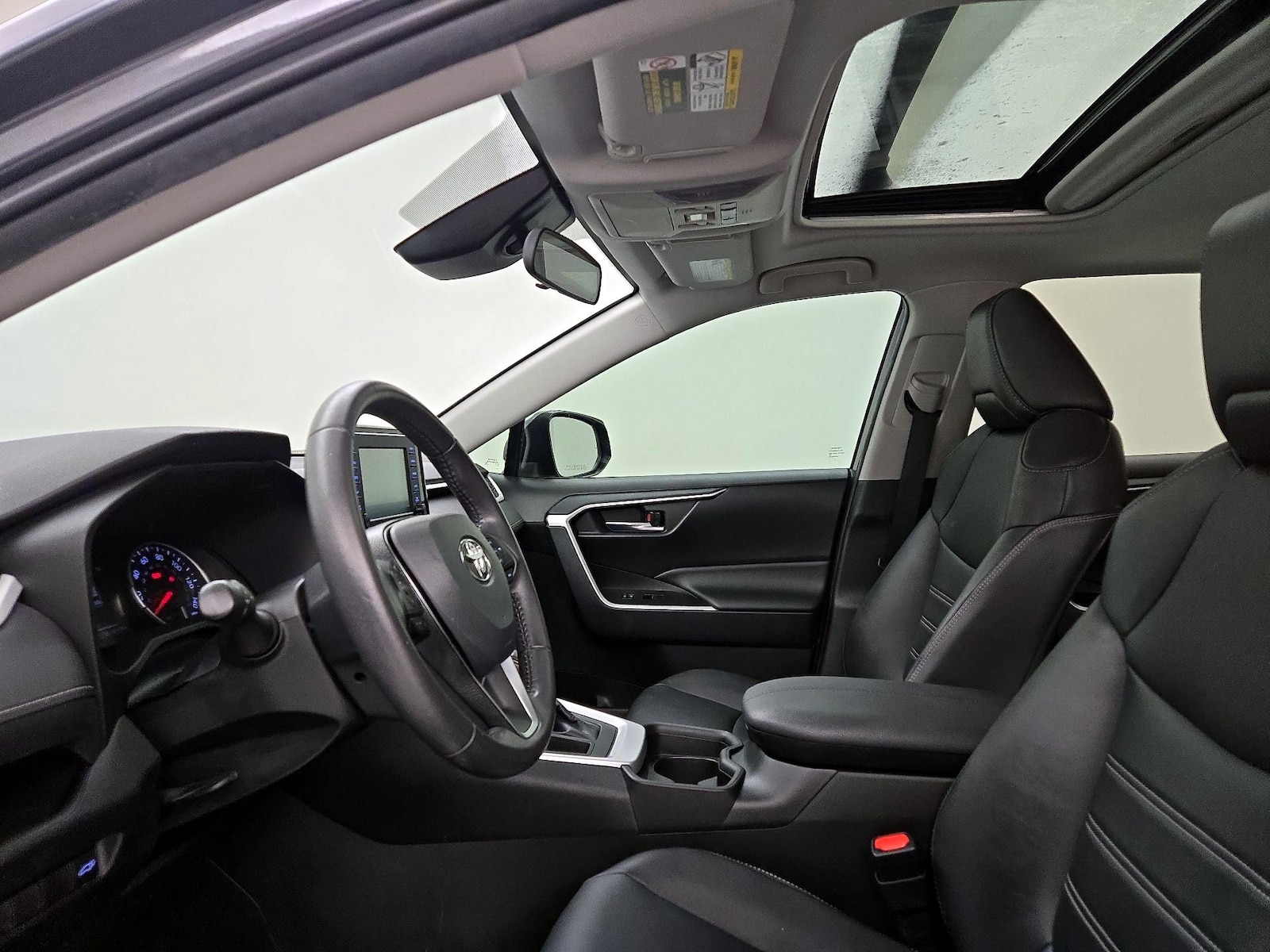 Sunroof(s) & Overhead Airbags