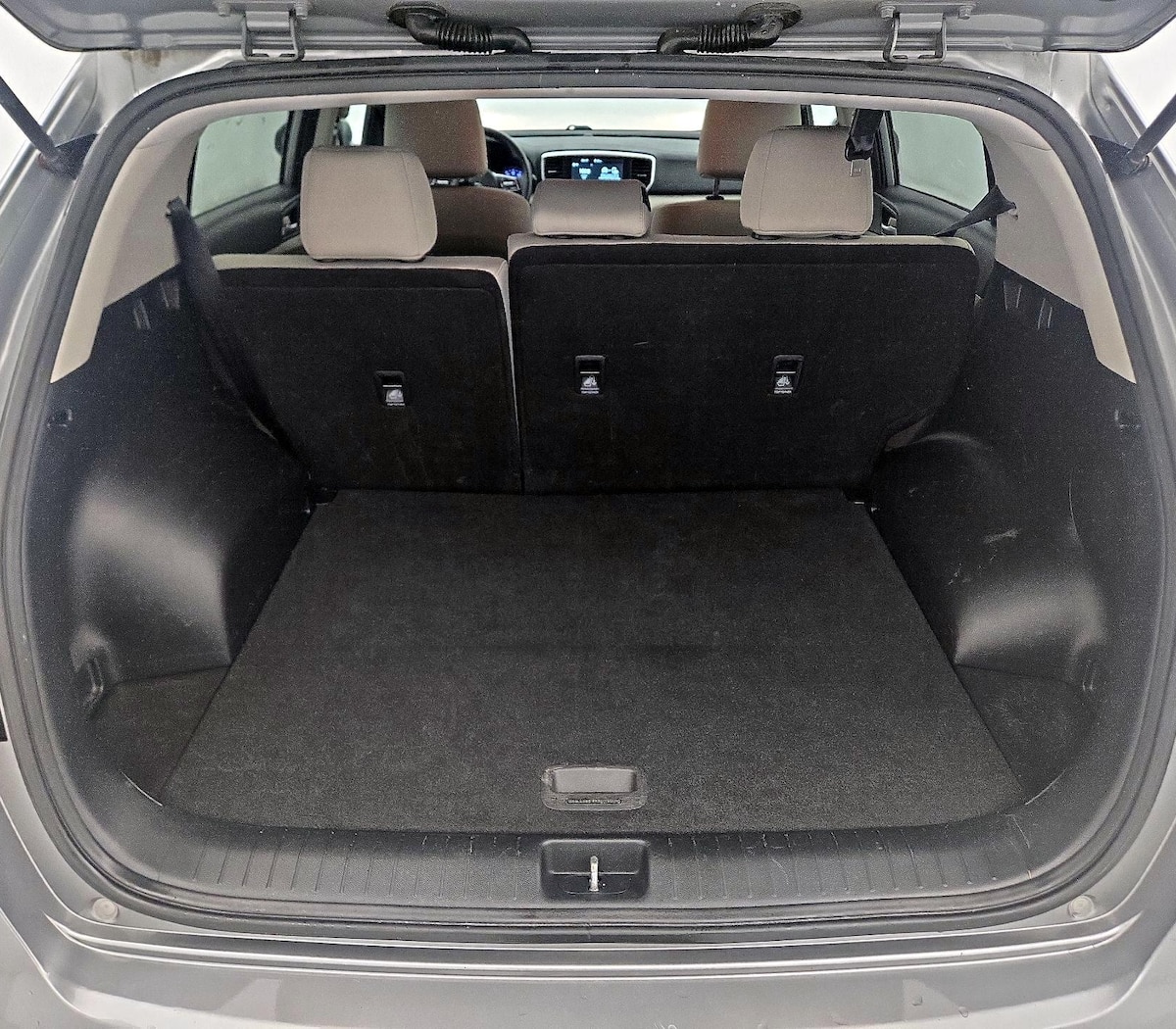 Trunk/Cargo (Seats Up)