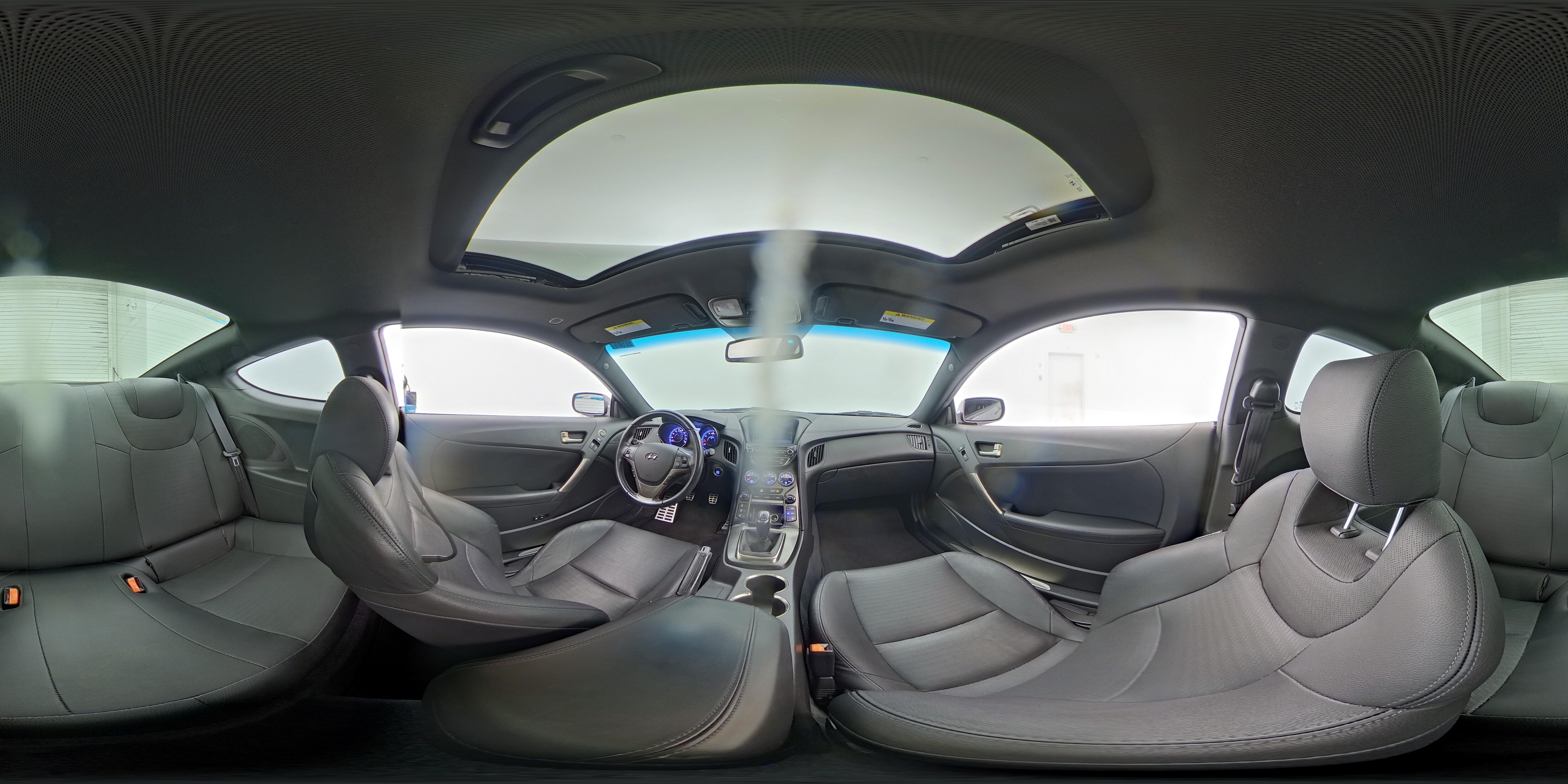 2015 Hyundai Genesis Coupe Ultimate - Photo 24