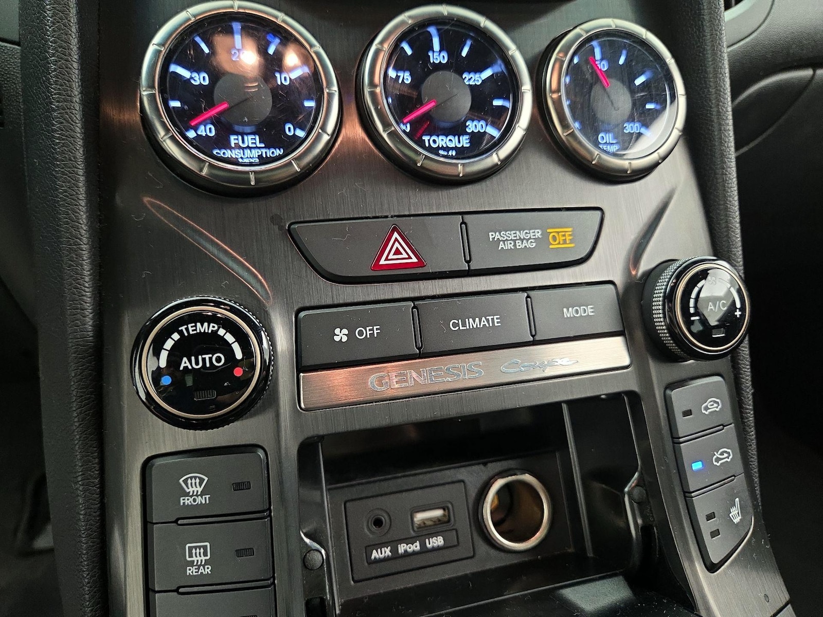 2015 Hyundai Genesis Coupe Ultimate - Photo 16