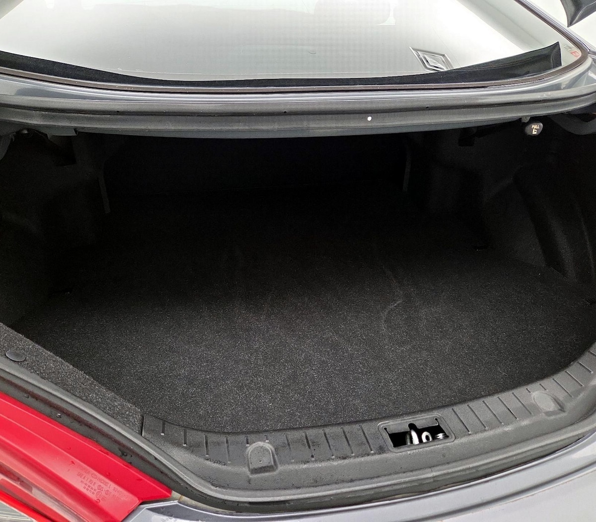 Trunk/Cargo (Seats Up)