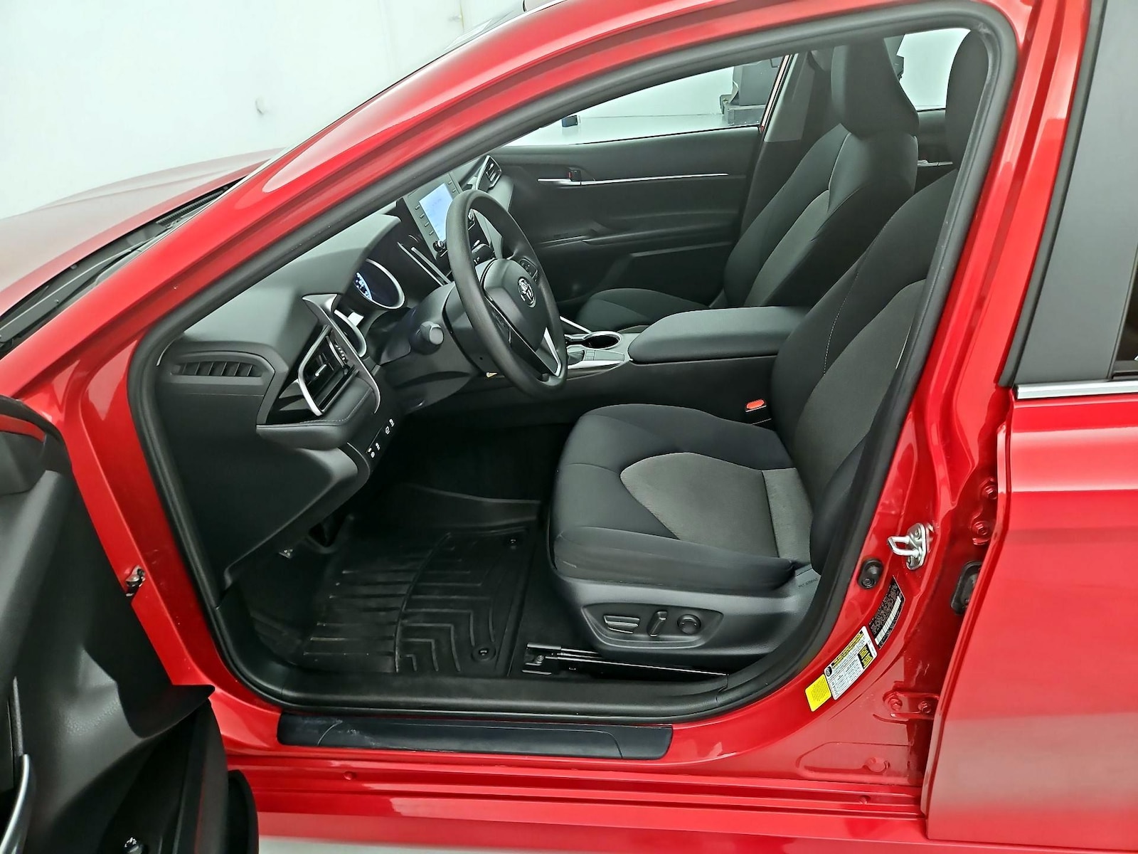Power Seat(s) & Side Airbags