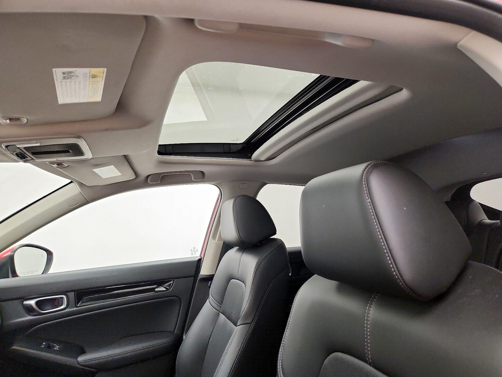 Sunroof(s) & Overhead Airbags