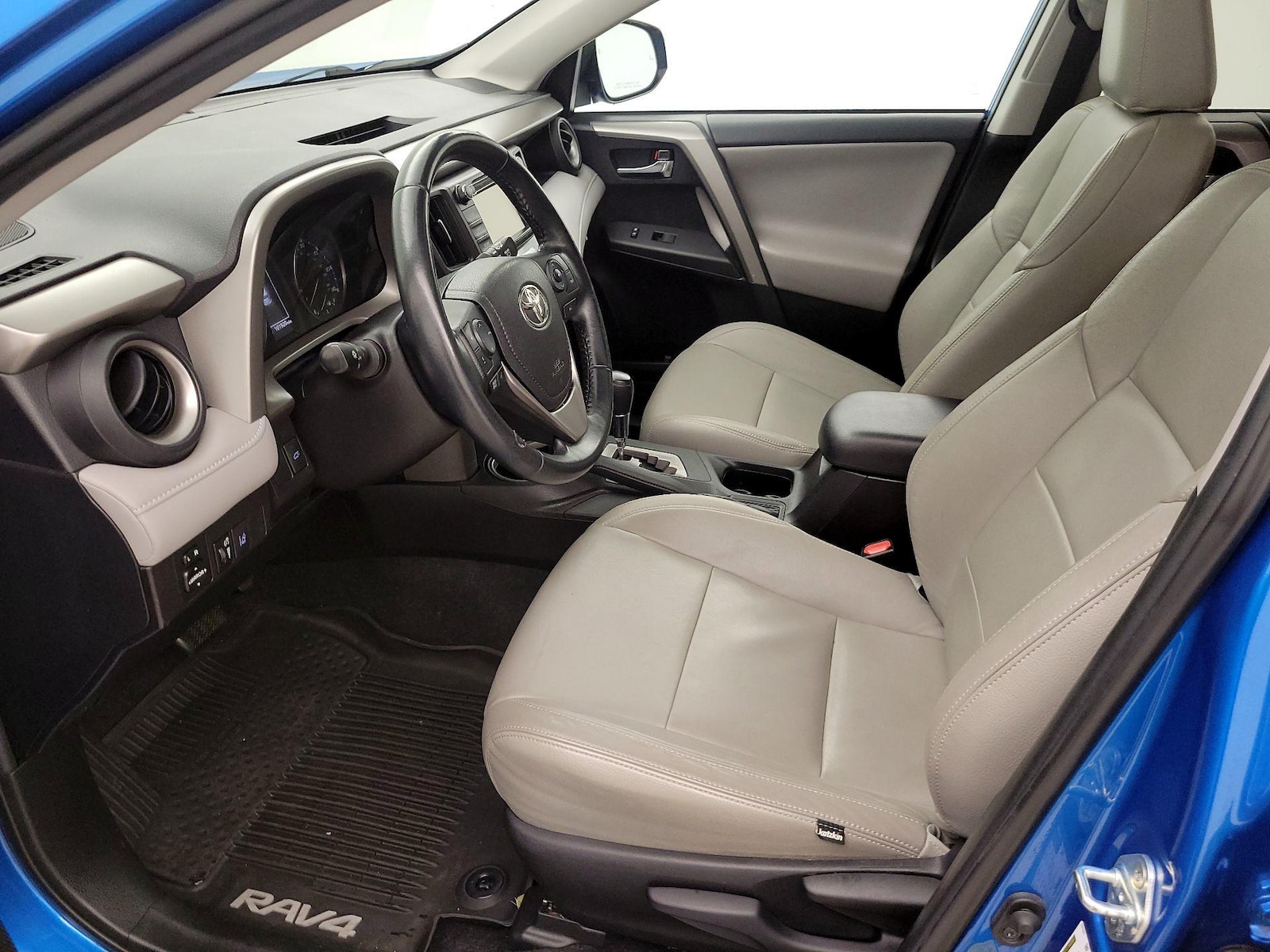 Leather Seats & Side Airbags