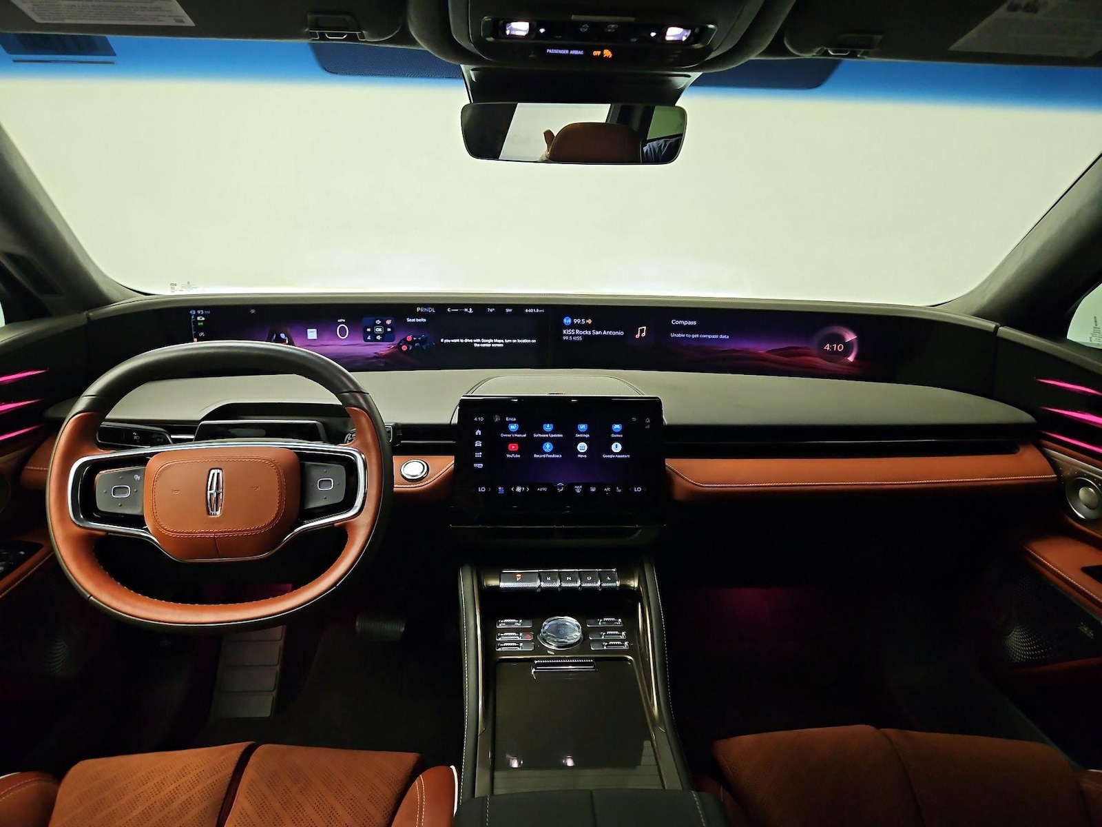 Apple CarPlay® & Android Auto™