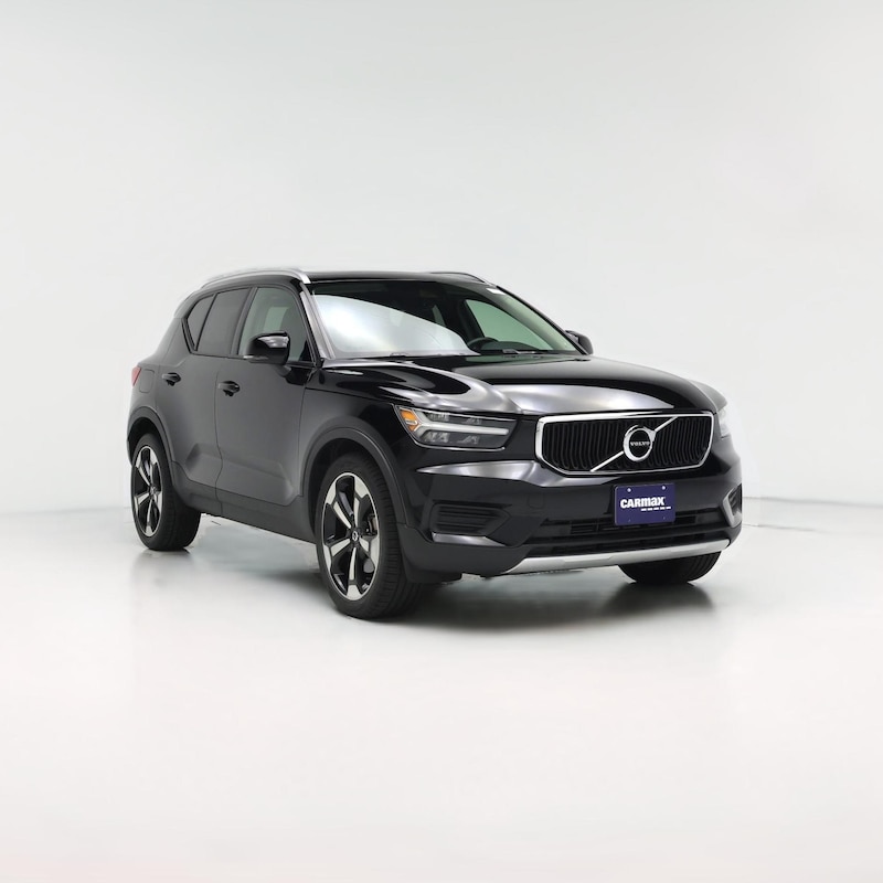 2020 Volvo XC40 T4 Momentum