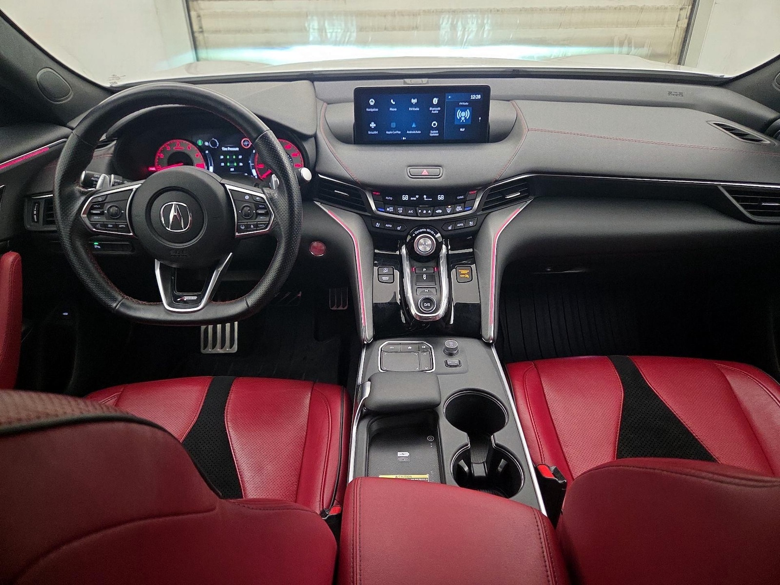 Apple CarPlay® & Android Auto™
